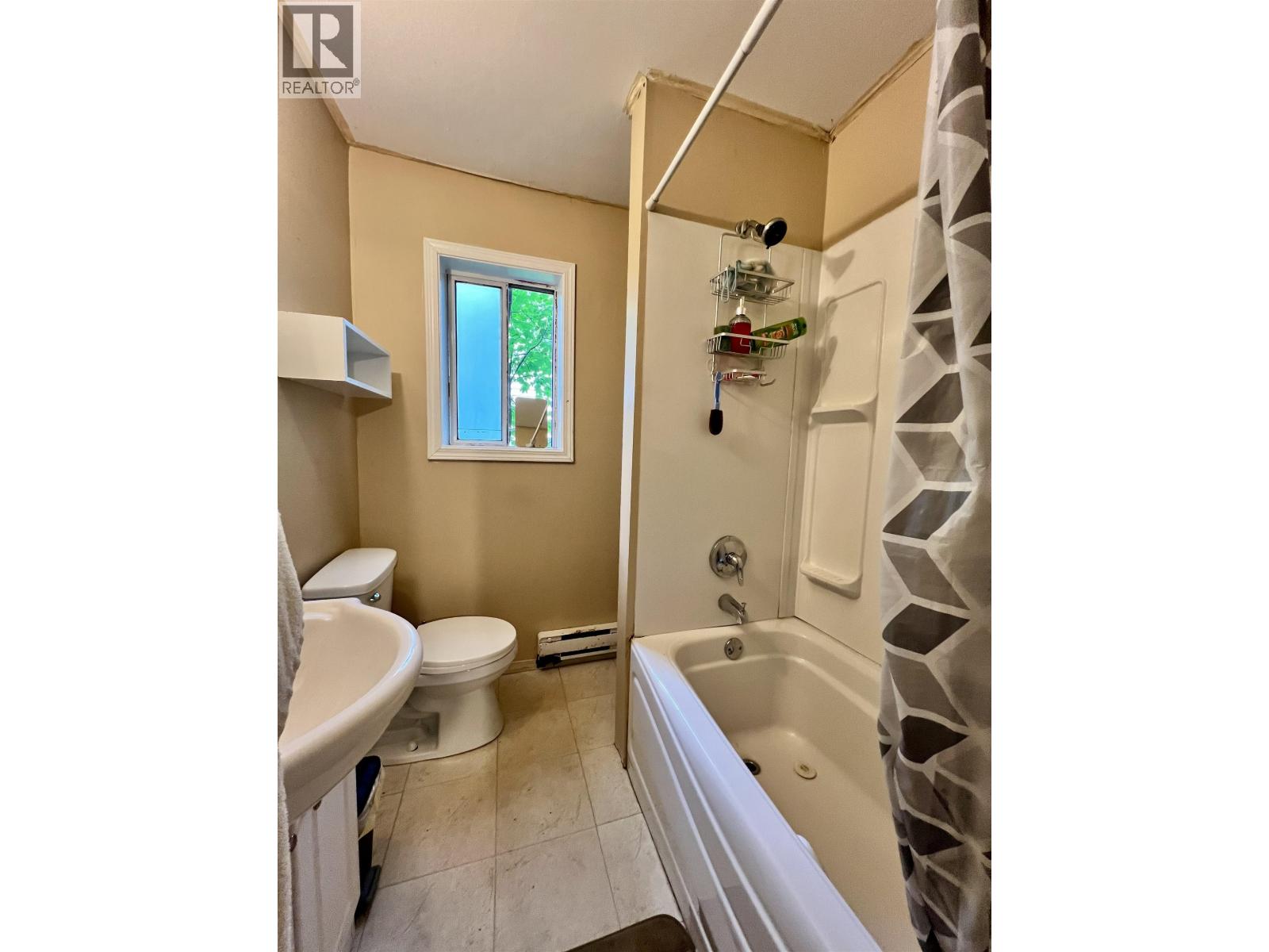897-899 Summit Avenue, Prince Rupert, British Columbia  V8J 2A2 - Photo 24 - R3061635