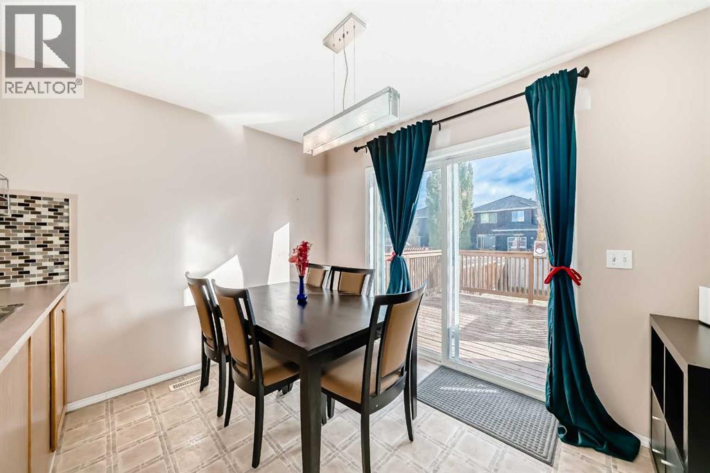 238 Bridleridge Way Sw, Calgary, Alberta  T2Y 4M6 - Photo 11 - A2266444