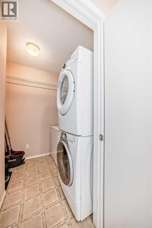 238 Bridleridge Way Sw, Calgary, Alberta  T2Y 4M6 - Photo 24 - A2266444