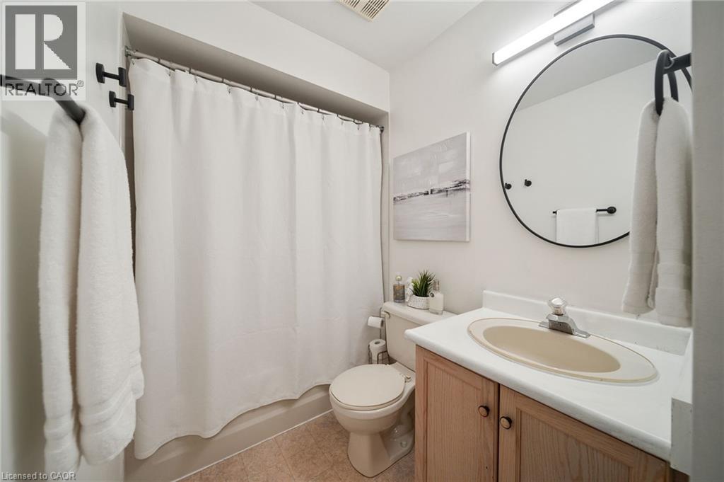 320 Hamilton Drive Unit# 10, Ancaster, Ontario  L9G 4W6 - Photo 21 - 40781854