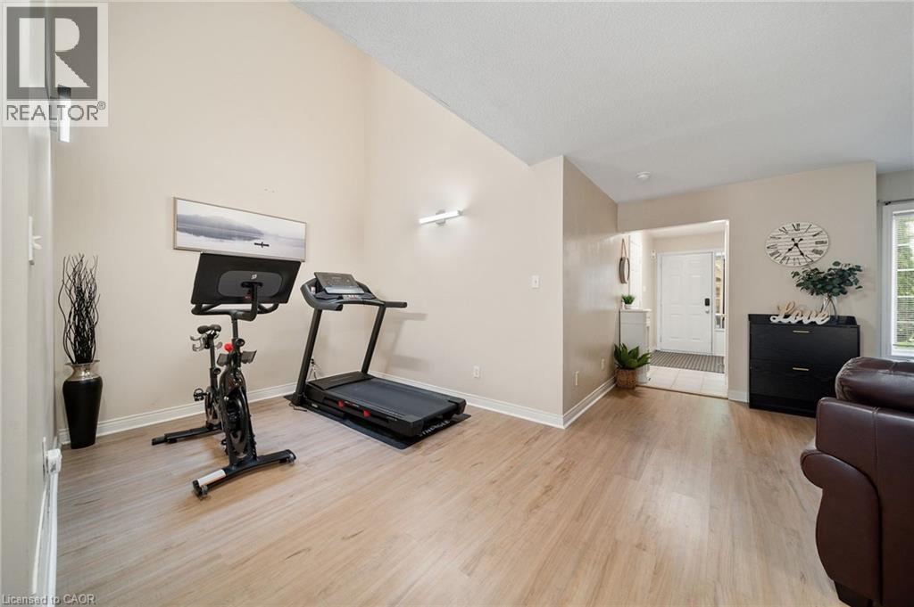 320 Hamilton Drive Unit# 10, Ancaster, Ontario  L9G 4W6 - Photo 7 - 40781854