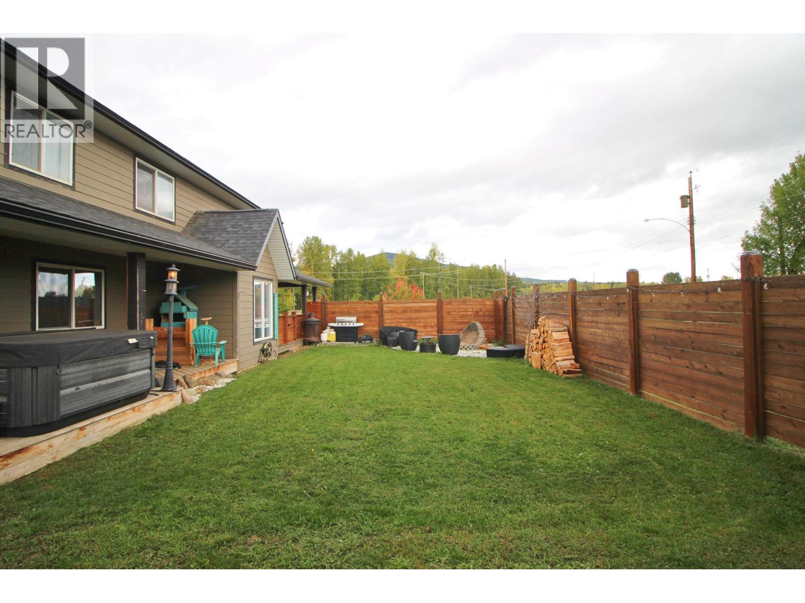 2233 Law Avenue, Houston, British Columbia  V0J 1Z0 - Photo 5 - R3051565