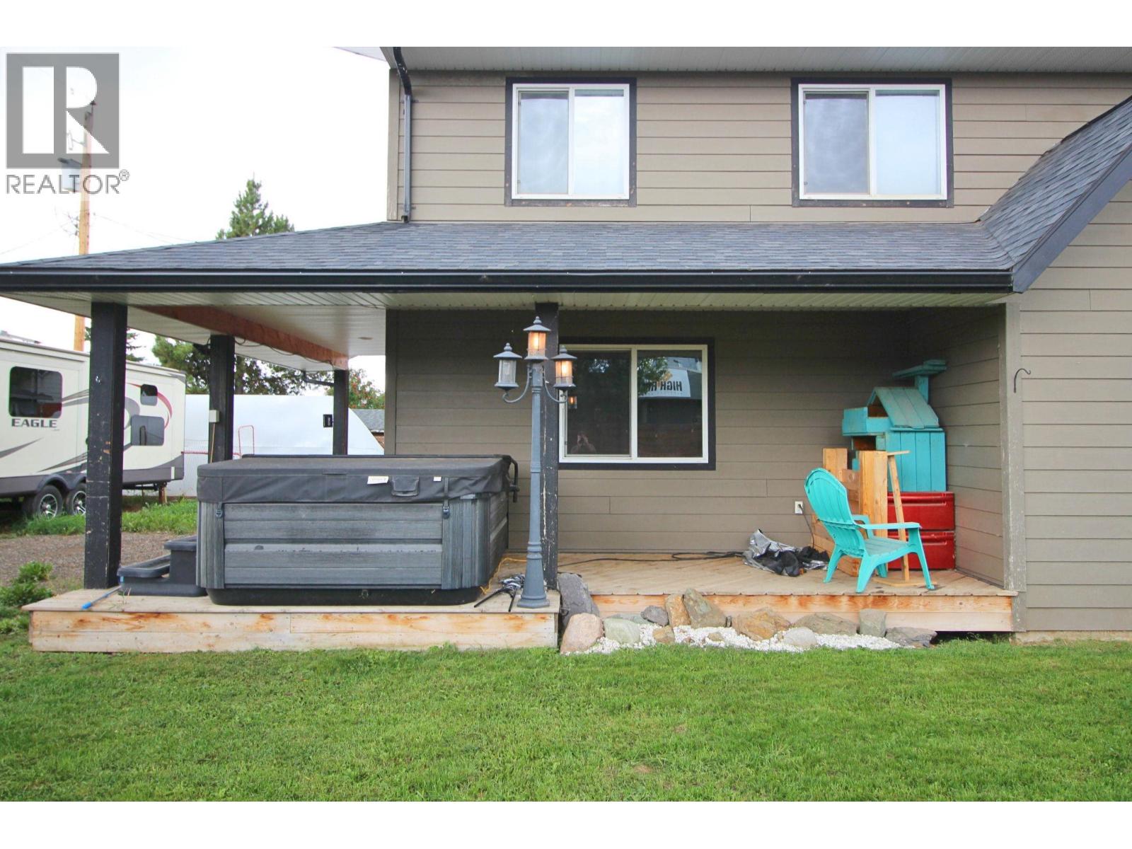 2233 Law Avenue, Houston, British Columbia  V0J 1Z0 - Photo 6 - R3051565