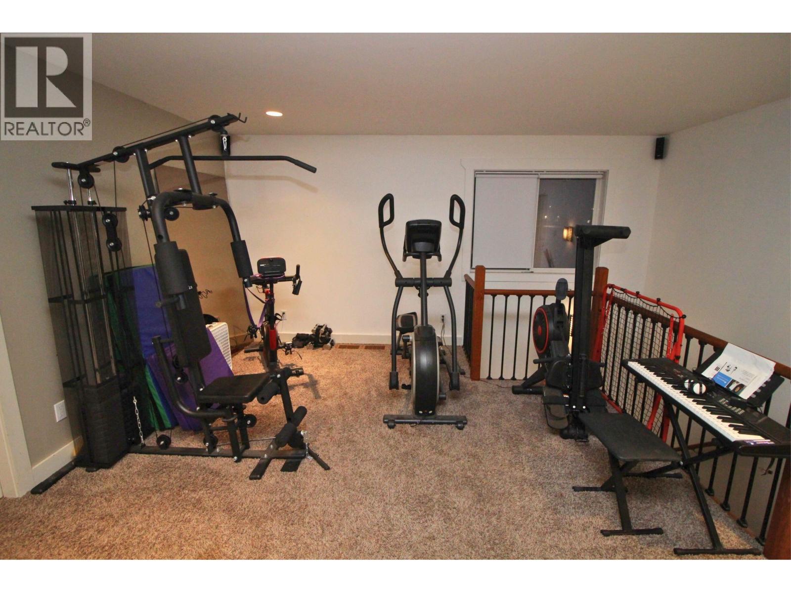 2233 Law Avenue, Houston, British Columbia  V0J 1Z0 - Photo 30 - R3051565