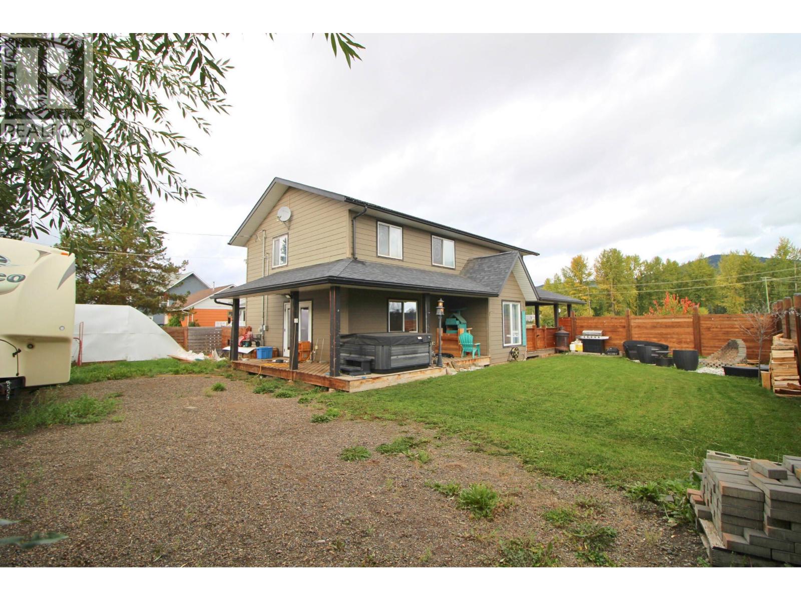 2233 Law Avenue, Houston, British Columbia  V0J 1Z0 - Photo 38 - R3051565