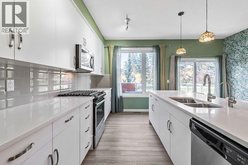 135 Shawnee Common Sw, Calgary, Alberta  T2Y 0P9 - Photo 8 - A2263974