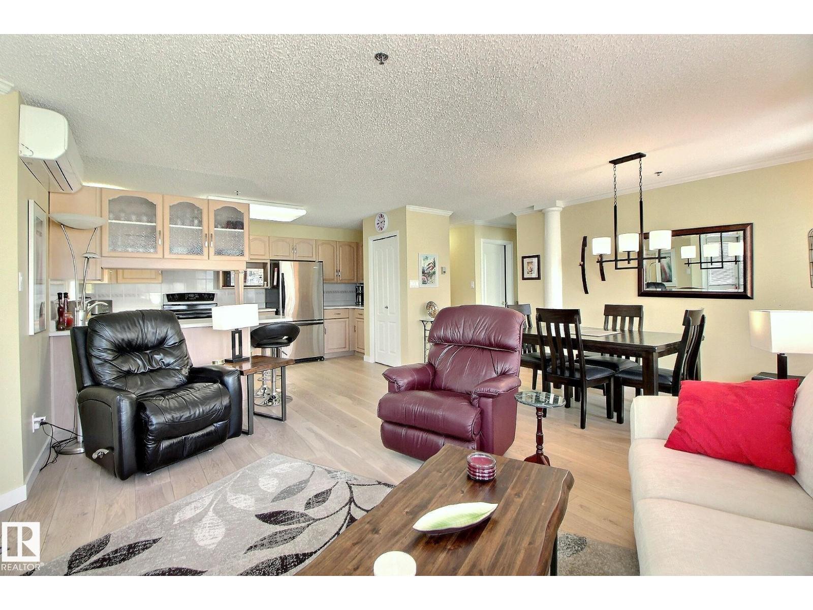 #110 10610 76 St Nw, Edmonton, Alberta  T6A 3Y9 - Photo 4 - E4463405