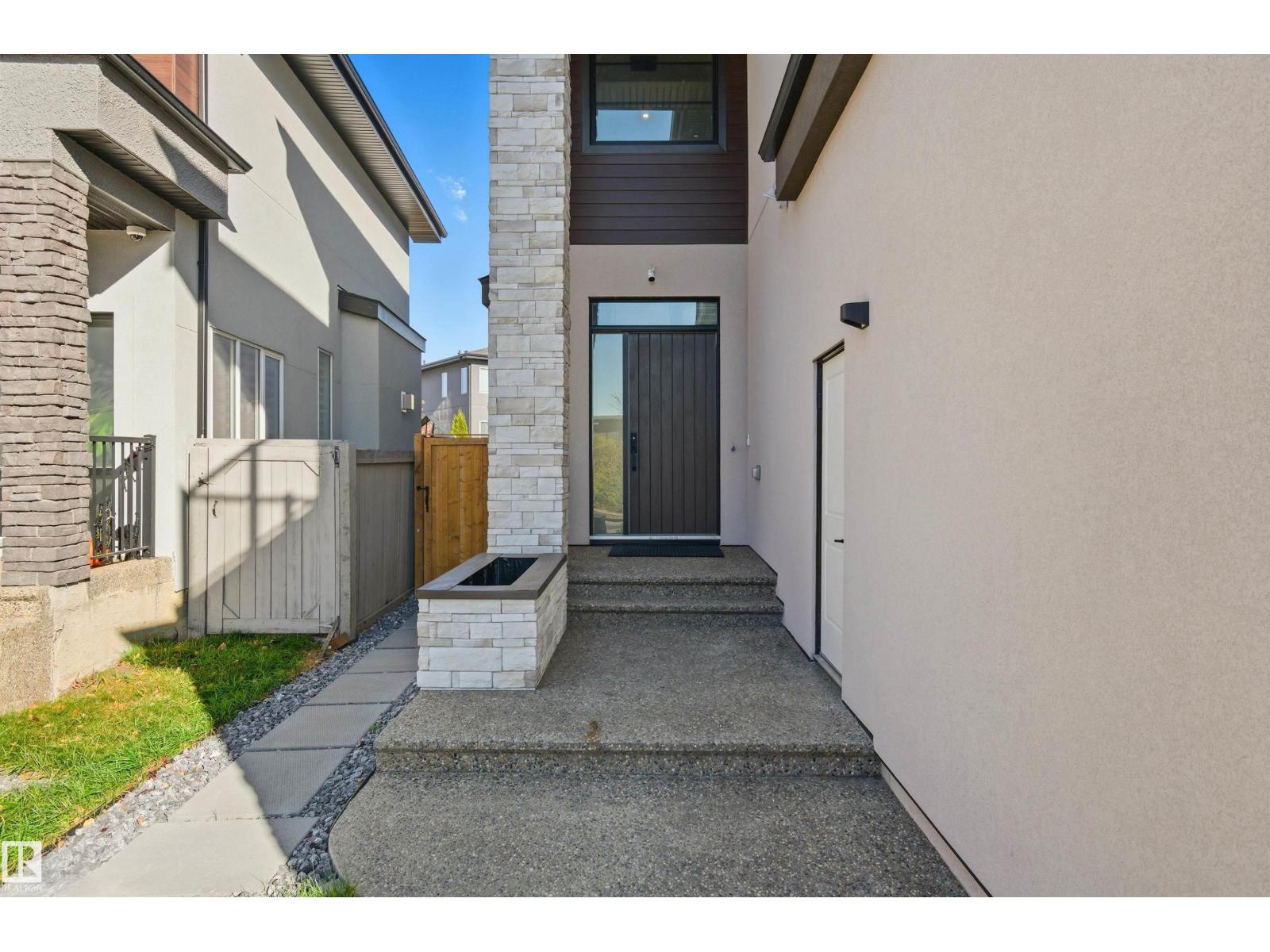 3167 Cameron Heights Wy Nw Nw, Edmonton, Alberta  T6M 0S5 - Photo 2 - E4463406