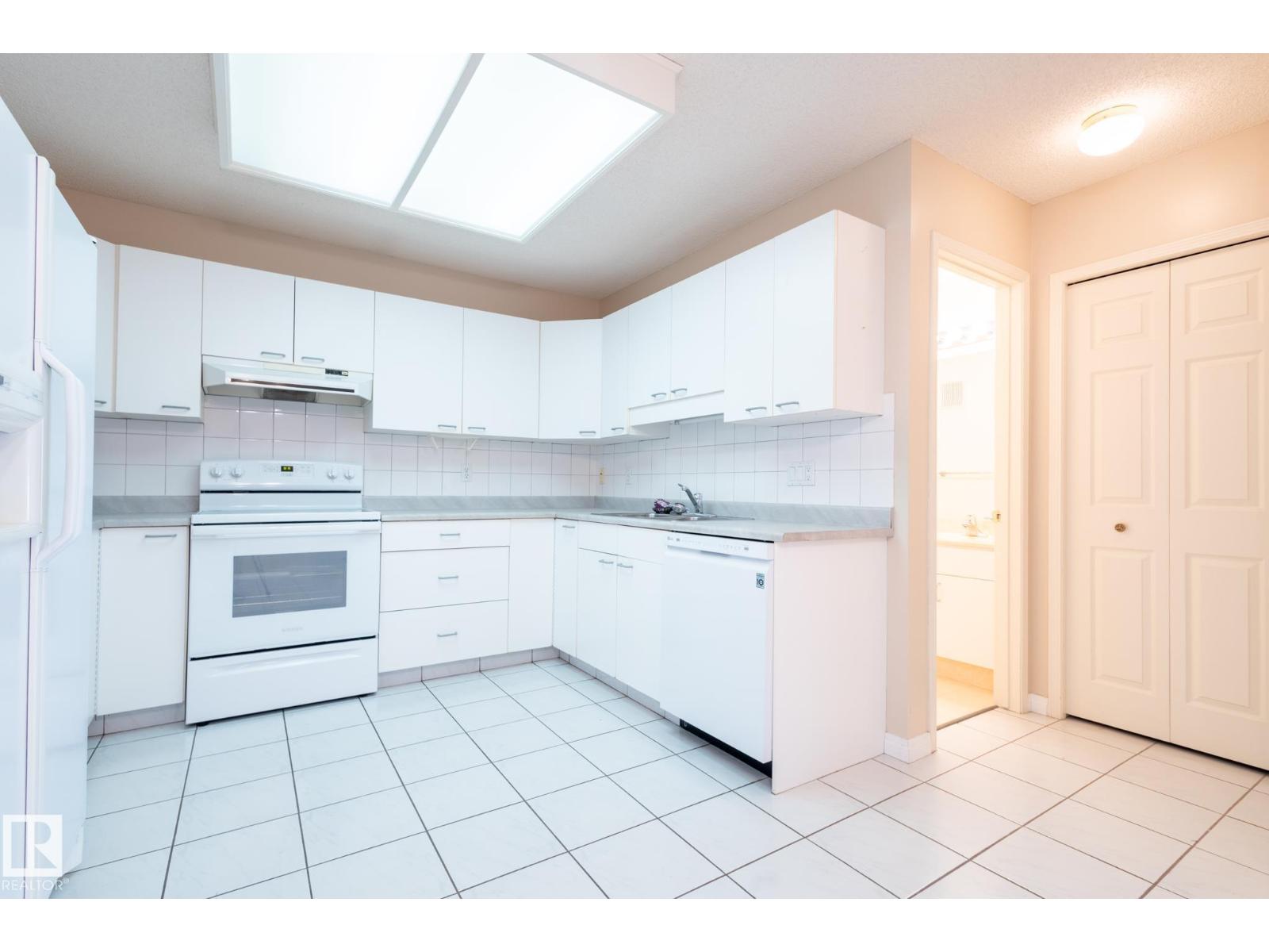 #404 10935 21 Av Nw Nw, Edmonton, Alberta  T6J 6R3 - Photo 9 - E4463408