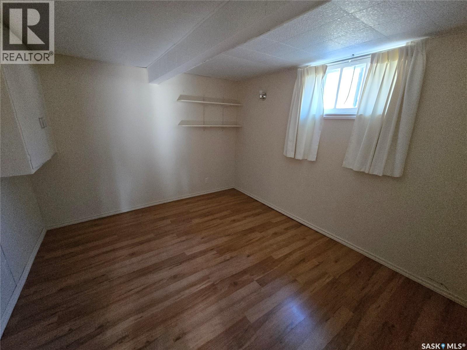 446 2nd Avenue Nw, Swift Current, Saskatchewan  S9H 0P7 - Photo 13 - SK021651