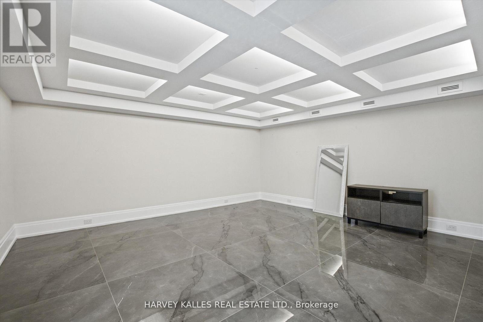 1 Silvergrove Road, Toronto, Ontario  M2L 2N5 - Photo 34 - C12481028
