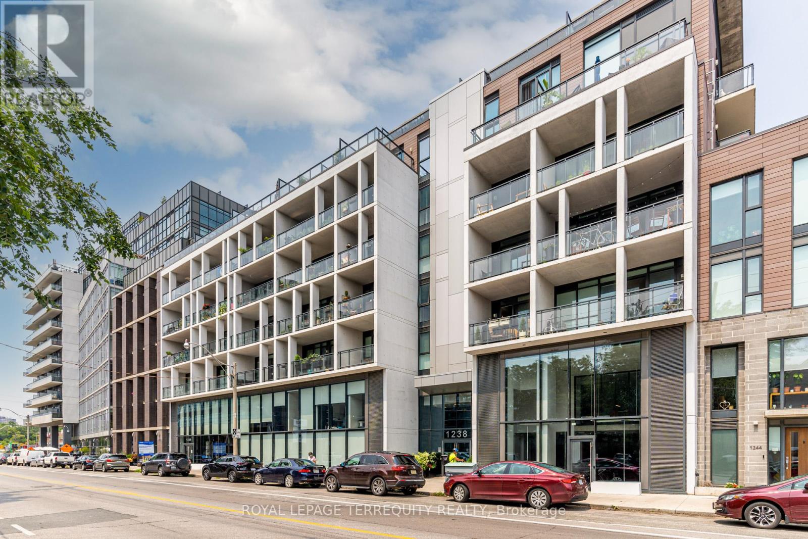 703 - 1238 DUNDAS STREET E, Toronto, Ontario