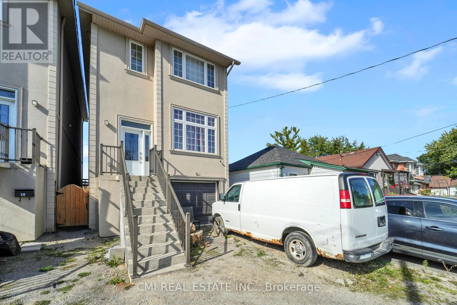 22 Jeavons Avenue, Toronto, Ontario  M1K 1S8 - Photo 2 - E12481017