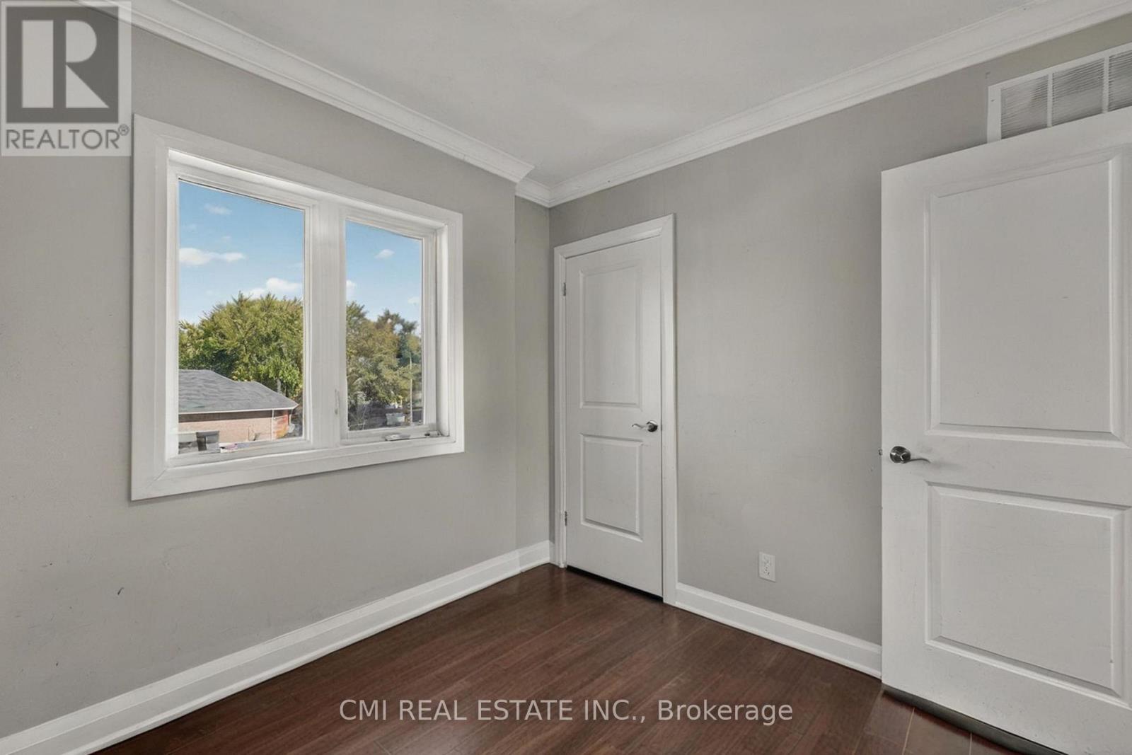 22 Jeavons Avenue, Toronto, Ontario  M1K 1S8 - Photo 21 - E12481017