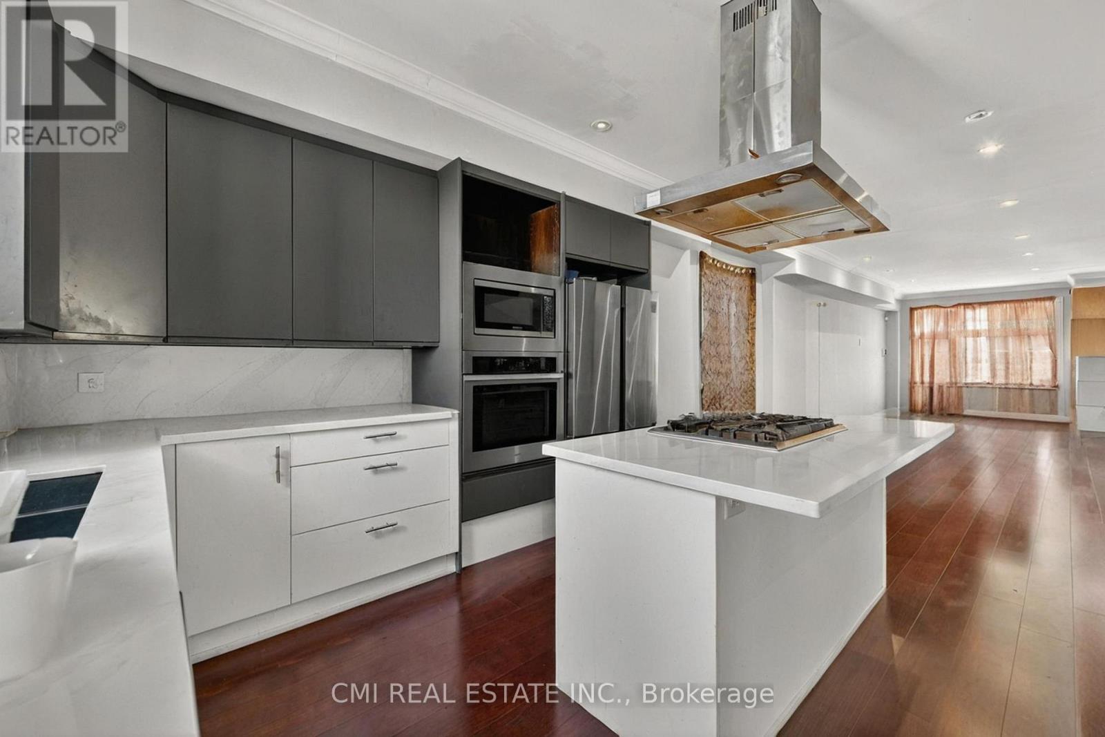 22 Jeavons Avenue, Toronto, Ontario  M1K 1S8 - Photo 7 - E12481017