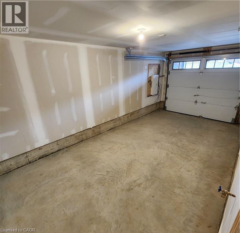 19 Picardy Dr Drive Unit# 56, Stoney Creek, Ontario  L8J 2T7 - Photo 12 - 40781862
