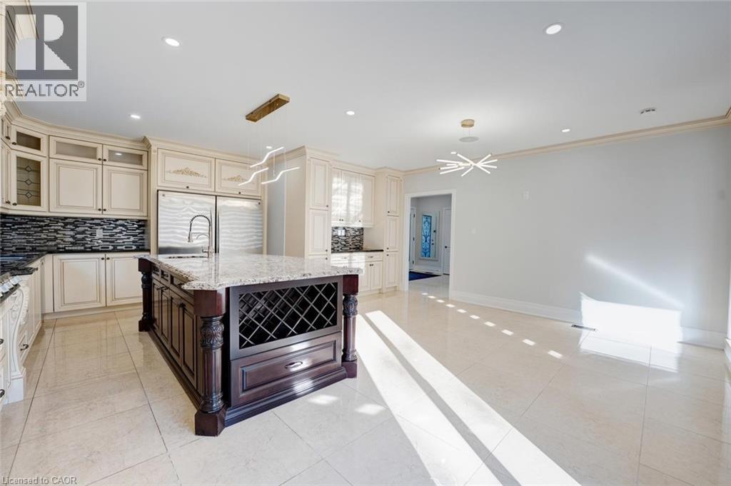 8 Ridgewood Drive, Richmond Hill, Ontario  L4E 3M1 - Photo 19 - 40775929