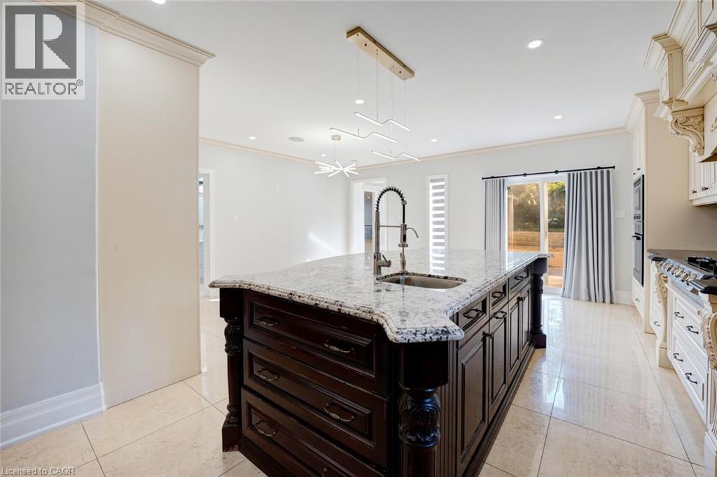 8 Ridgewood Drive, Richmond Hill, Ontario  L4E 3M1 - Photo 21 - 40775929