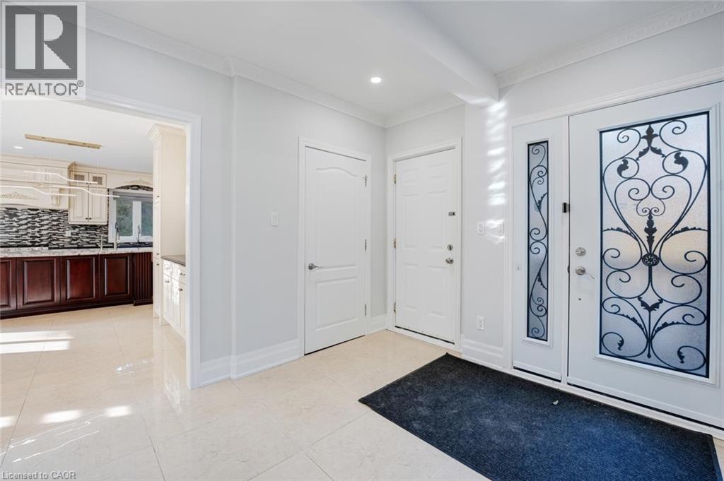 8 Ridgewood Drive, Richmond Hill, Ontario  L4E 3M1 - Photo 23 - 40775929