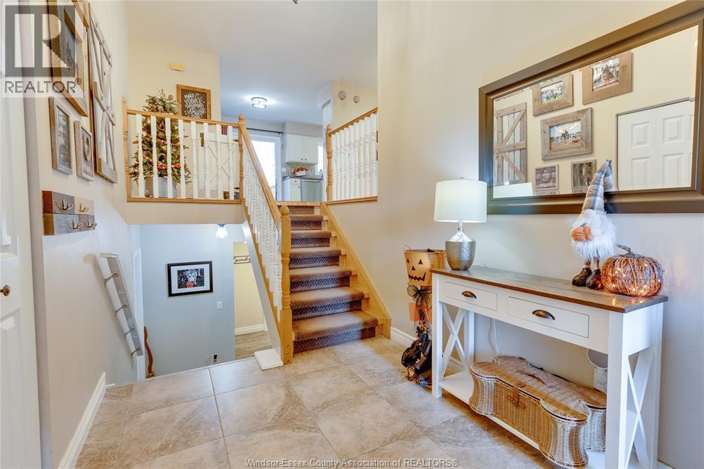 217 Beechwood Drive, Lakeshore, Ontario  N0R 1A0 - Photo 3 - 25027057