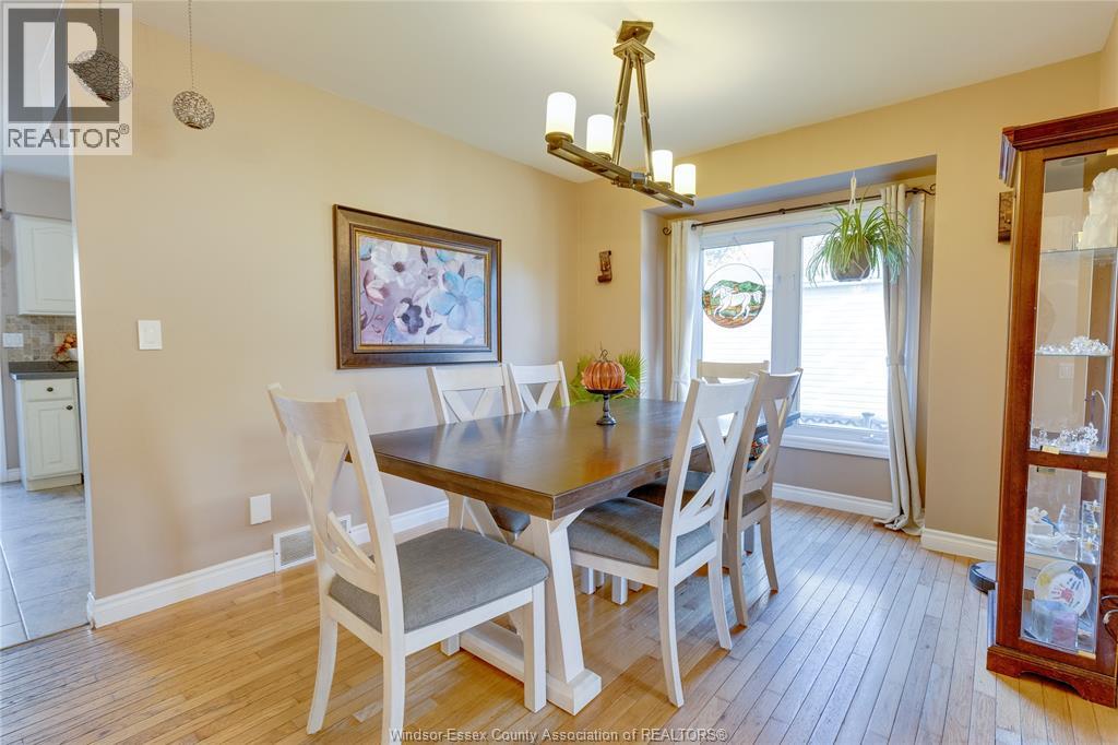 217 Beechwood Drive, Lakeshore, Ontario  N0R 1A0 - Photo 6 - 25027057