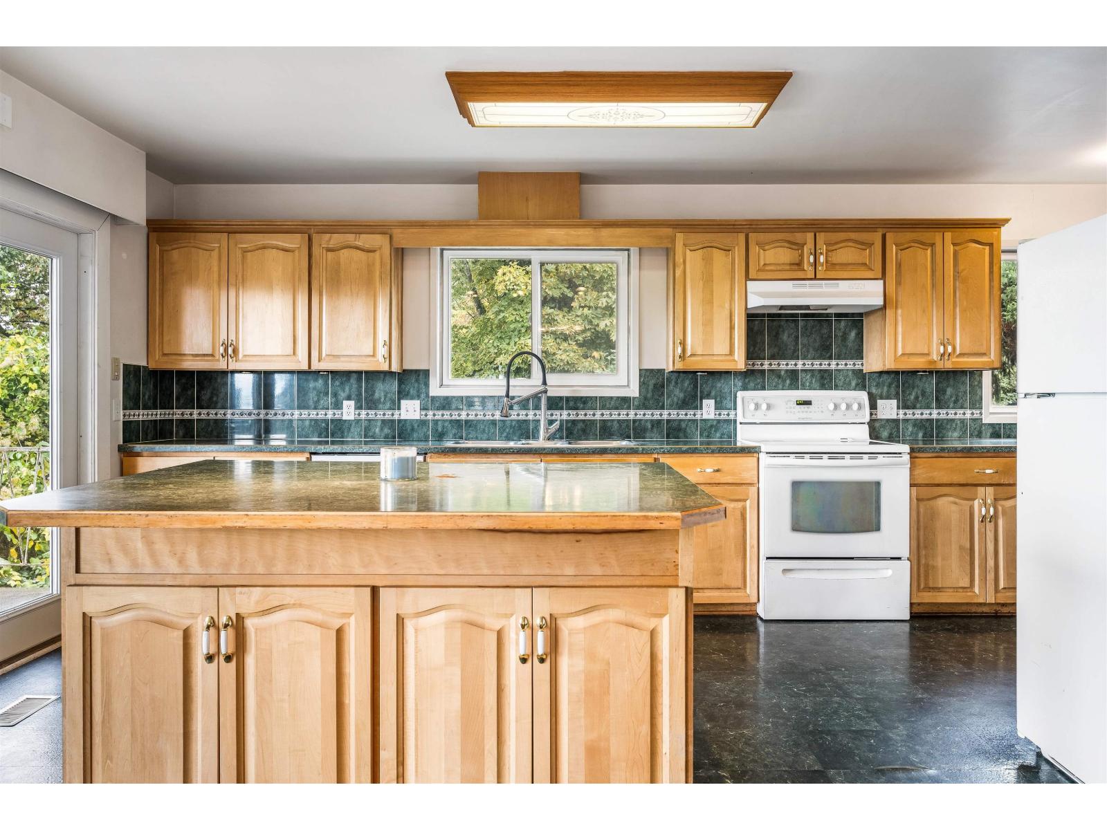 9890 Quarry Road, Little Mountain, Chilliwack, British Columbia  V2P 3M2 - Photo 6 - R3061595