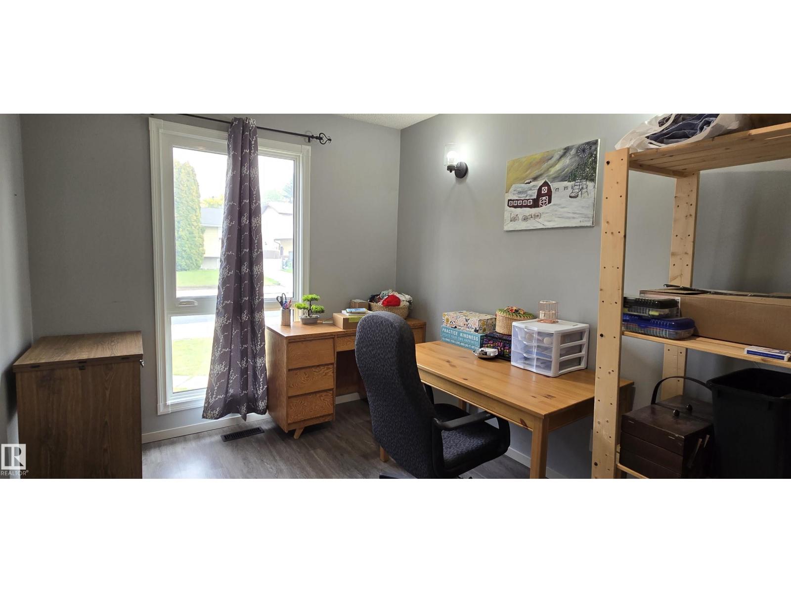 1736 61 St Nw Nw, Edmonton, Alberta  T6L 1N2 - Photo 16 - E4455568