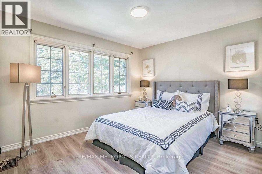 14 Strathroy Crescent, Markham, Ontario  L3P 2E6 - Photo 21 - N12481002