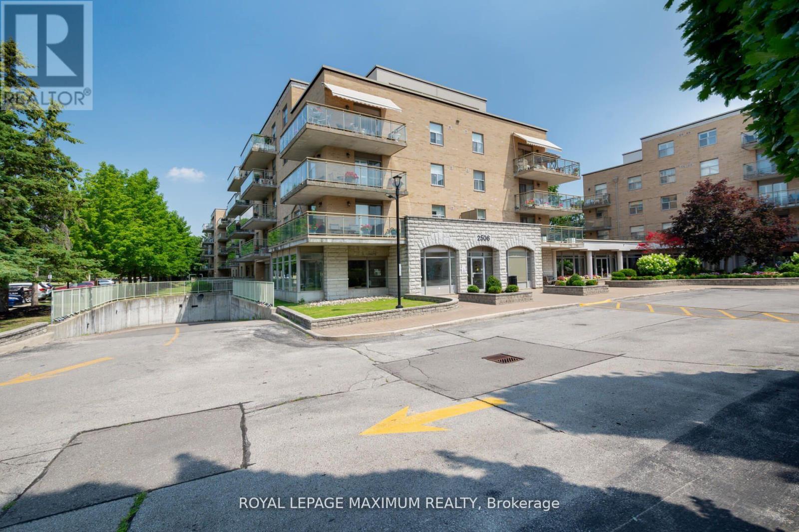 408 - 2506 Rutherford Road, Vaughan, Ontario  L4K 5N4 - Photo 2 - N12481023