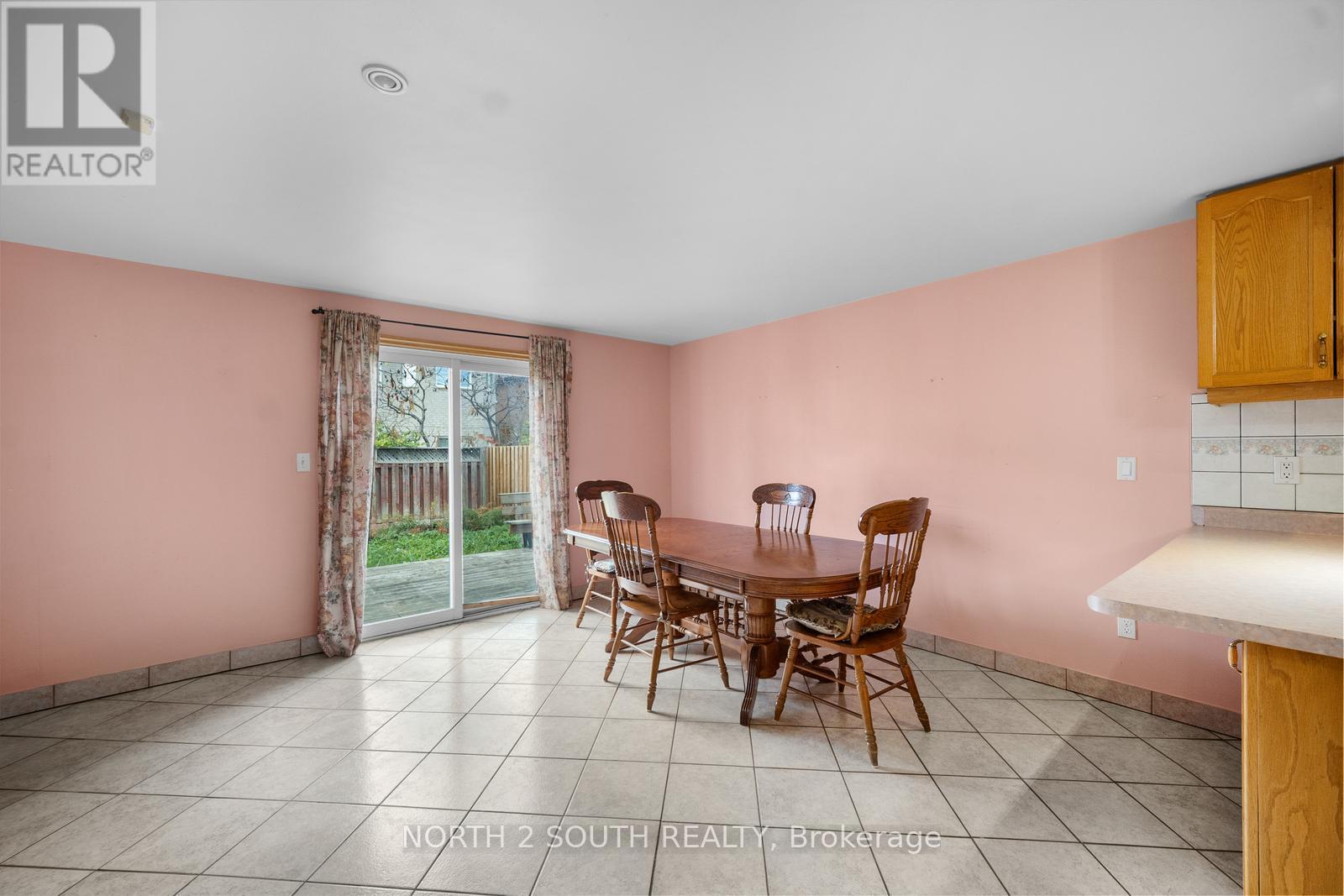 46 Silverado Trail, Vaughan, Ontario  L4H 1W3 - Photo 32 - N12481057