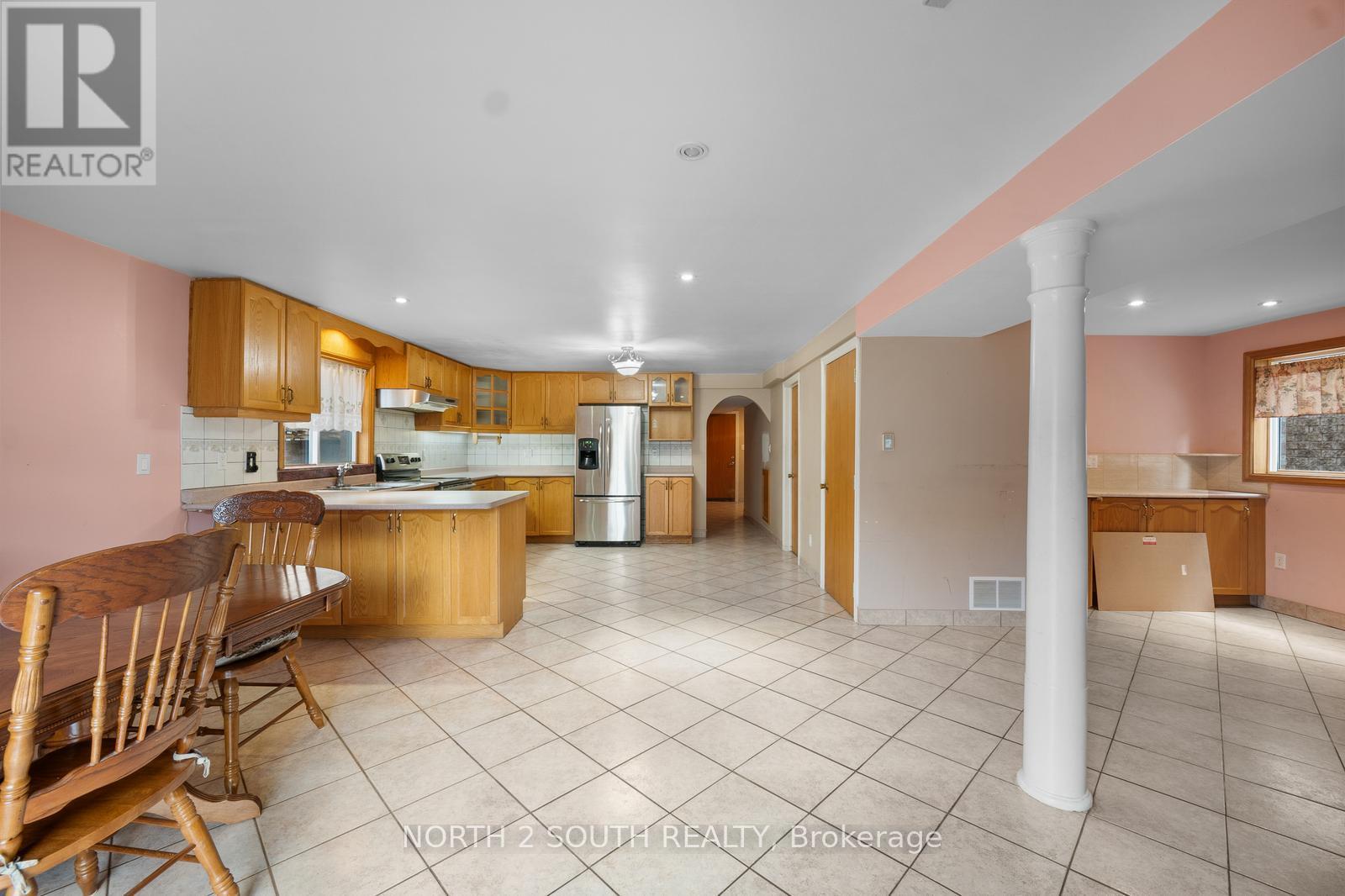 46 Silverado Trail, Vaughan, Ontario  L4H 1W3 - Photo 33 - N12481057