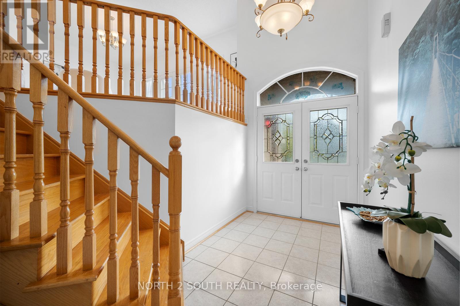 46 Silverado Trail, Vaughan, Ontario  L4H 1W3 - Photo 5 - N12481057