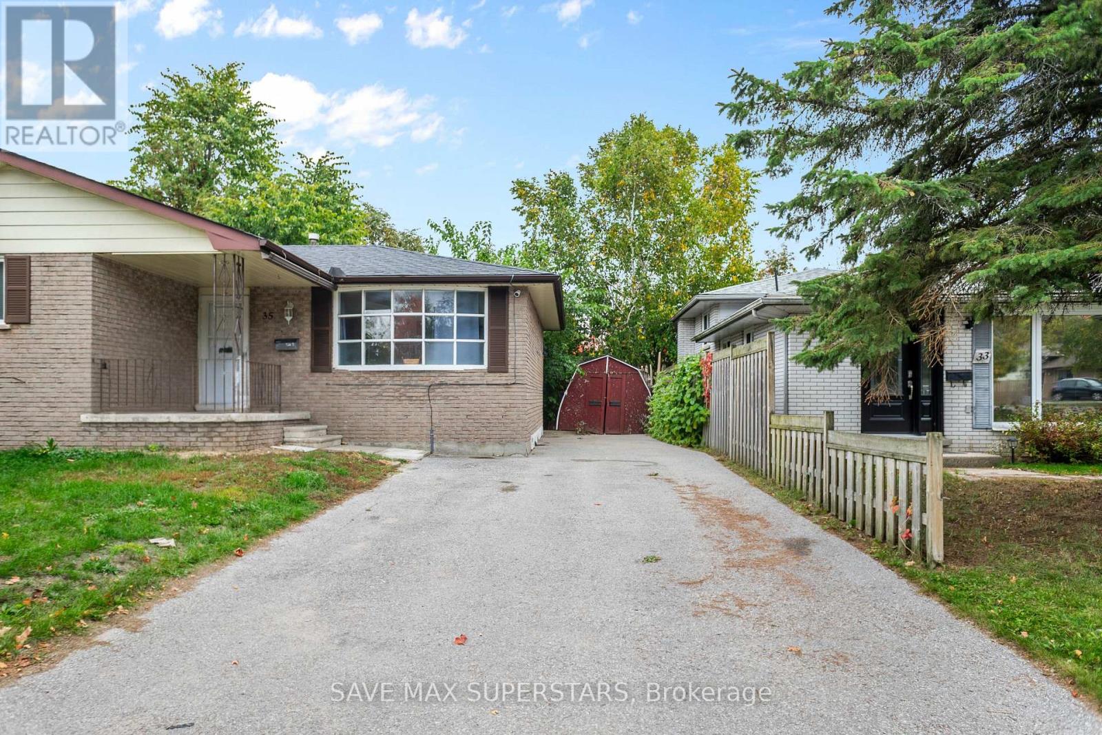 Duplex - 35 Bernick Drive, Barrie, Ontario  L4M 5C1 - Photo 3 - S12480998
