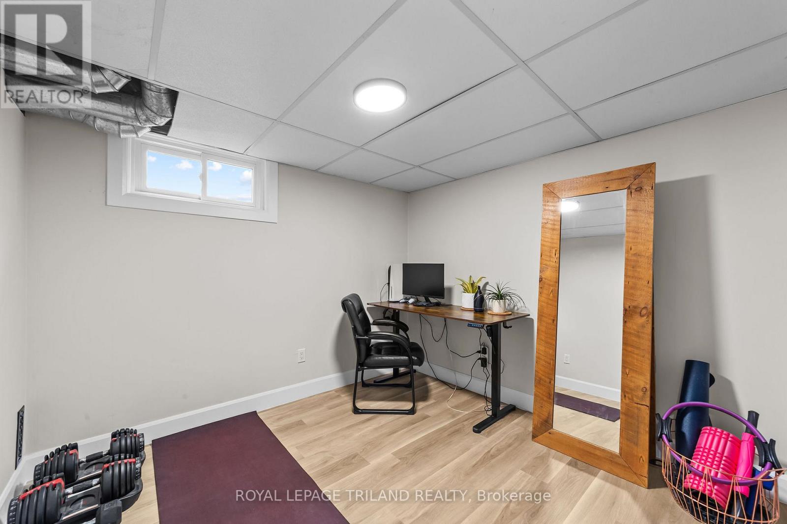 202 Appin Road, Southwest Middlesex, Ontario  N0L 1M0 - Photo 21 - X12481159