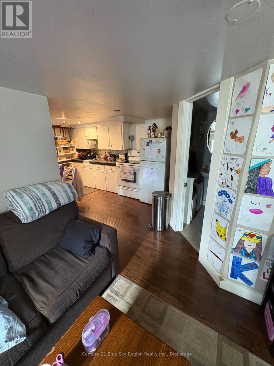 353 Regina Street, North Bay, Ontario  P1B 2J7 - Photo 14 - X12475397