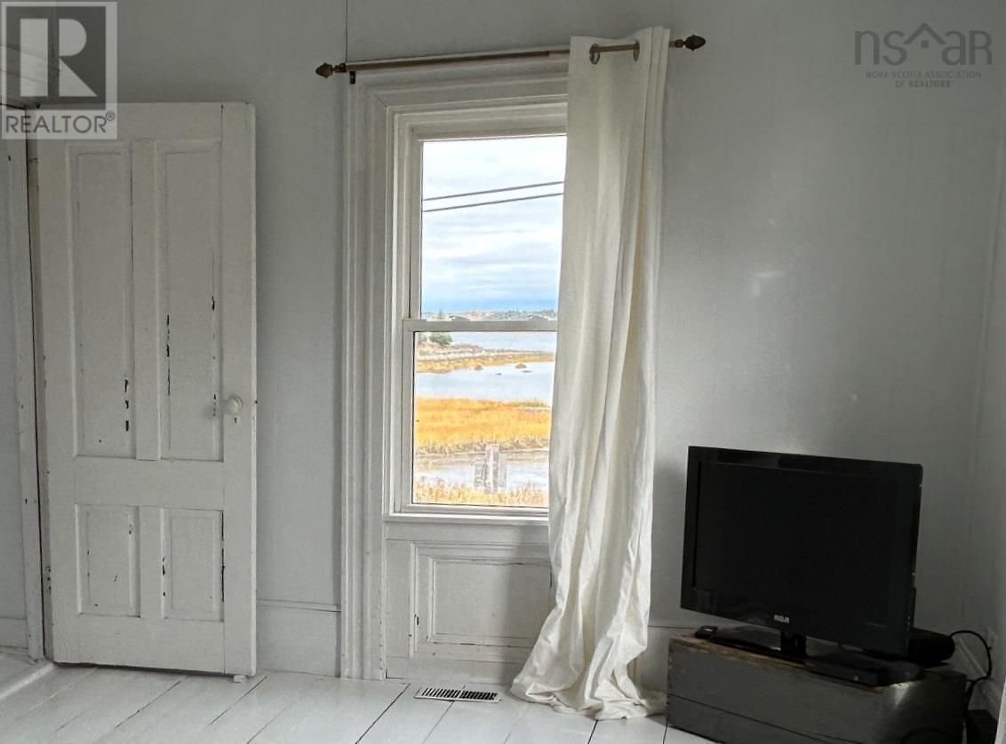 210 Martins Point Road, Martins Point, Nova Scotia  B0J 2E0 - Photo 12 - 202526285