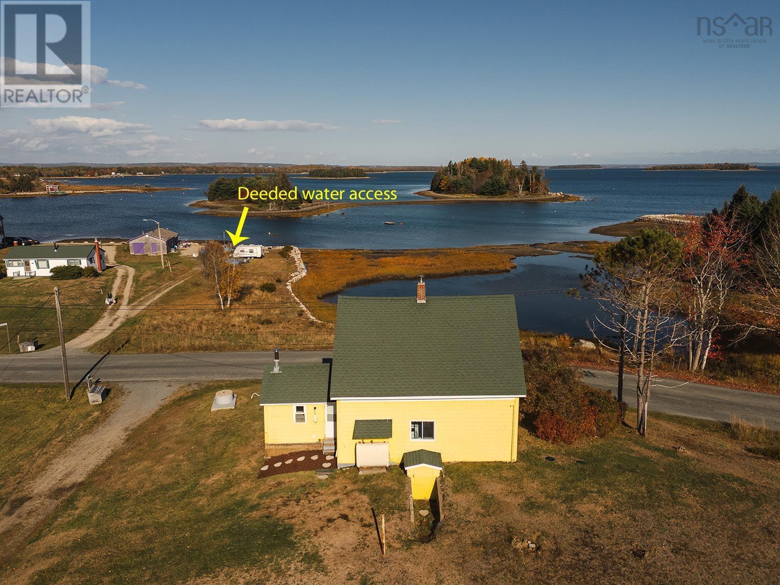 210 Martins Point Road, Martins Point, Nova Scotia  B0J 2E0 - Photo 3 - 202526285