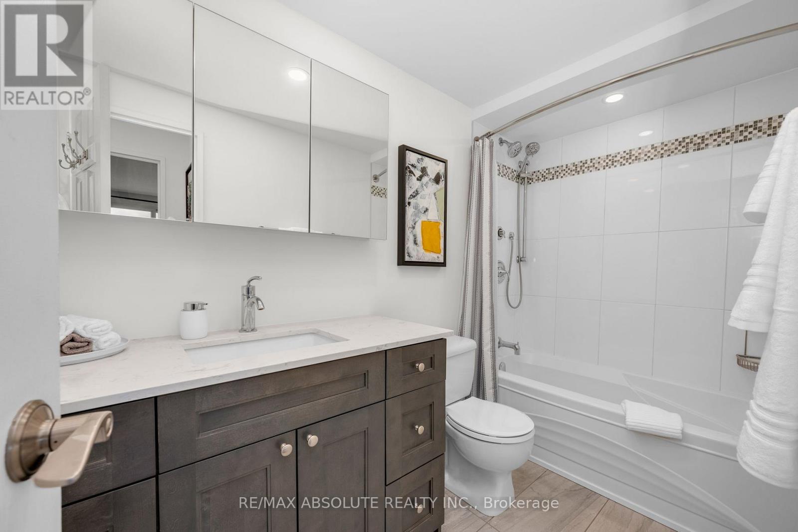 2406 - 1081 Ambleside Drive, Ottawa, Ontario  K2B 8C8 - Photo 28 - X12481157