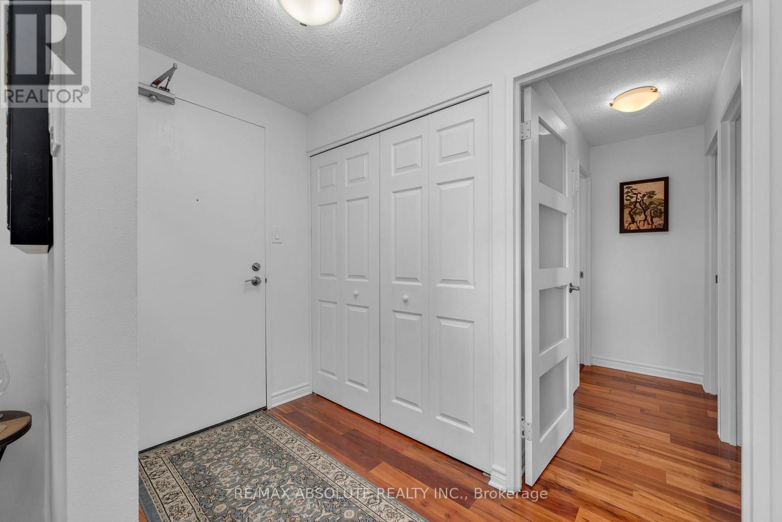 2406 - 1081 Ambleside Drive, Ottawa, Ontario  K2B 8C8 - Photo 5 - X12481157