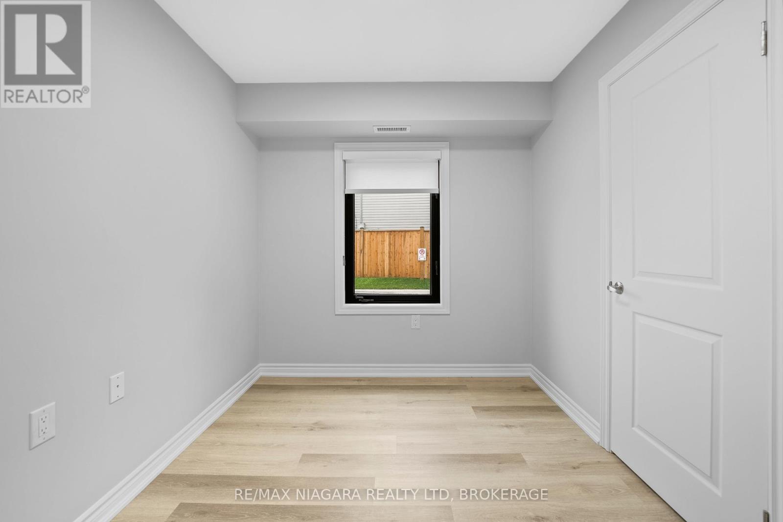 103 - 63 Vine Street S, St. Catharines, Ontario  L2R 3X9 - Photo 14 - X12481130