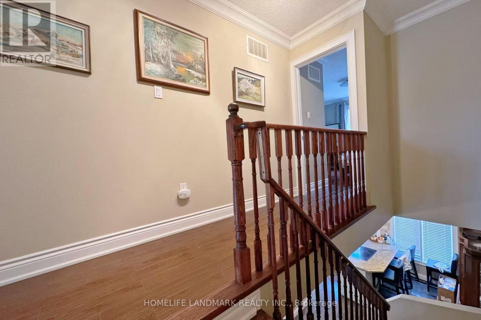 54 Bluewater Court, Toronto, Ontario  M8V 4A9 - Photo 11 - W12481005