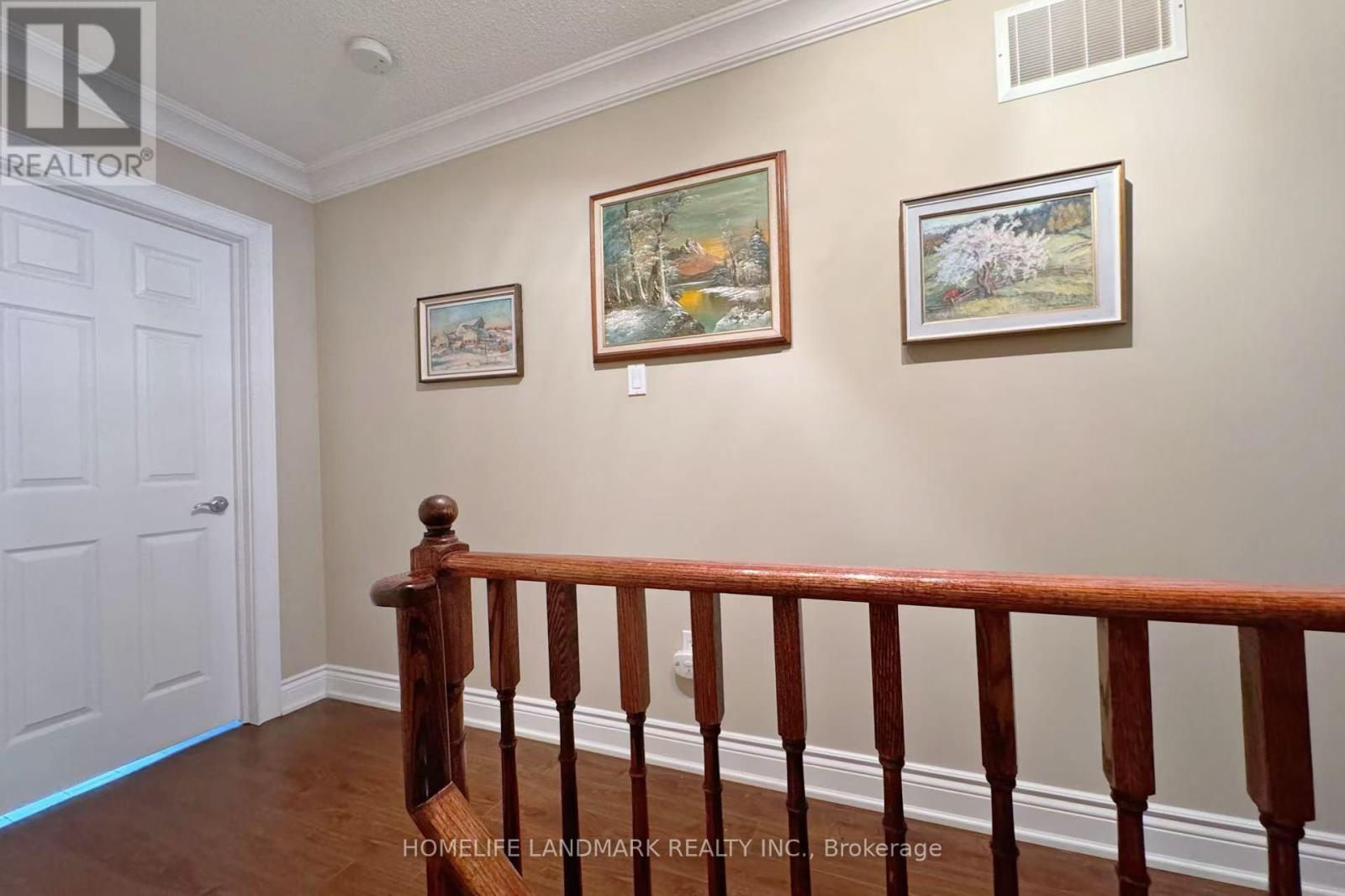 54 Bluewater Court, Toronto, Ontario  M8V 4A9 - Photo 19 - W12481005