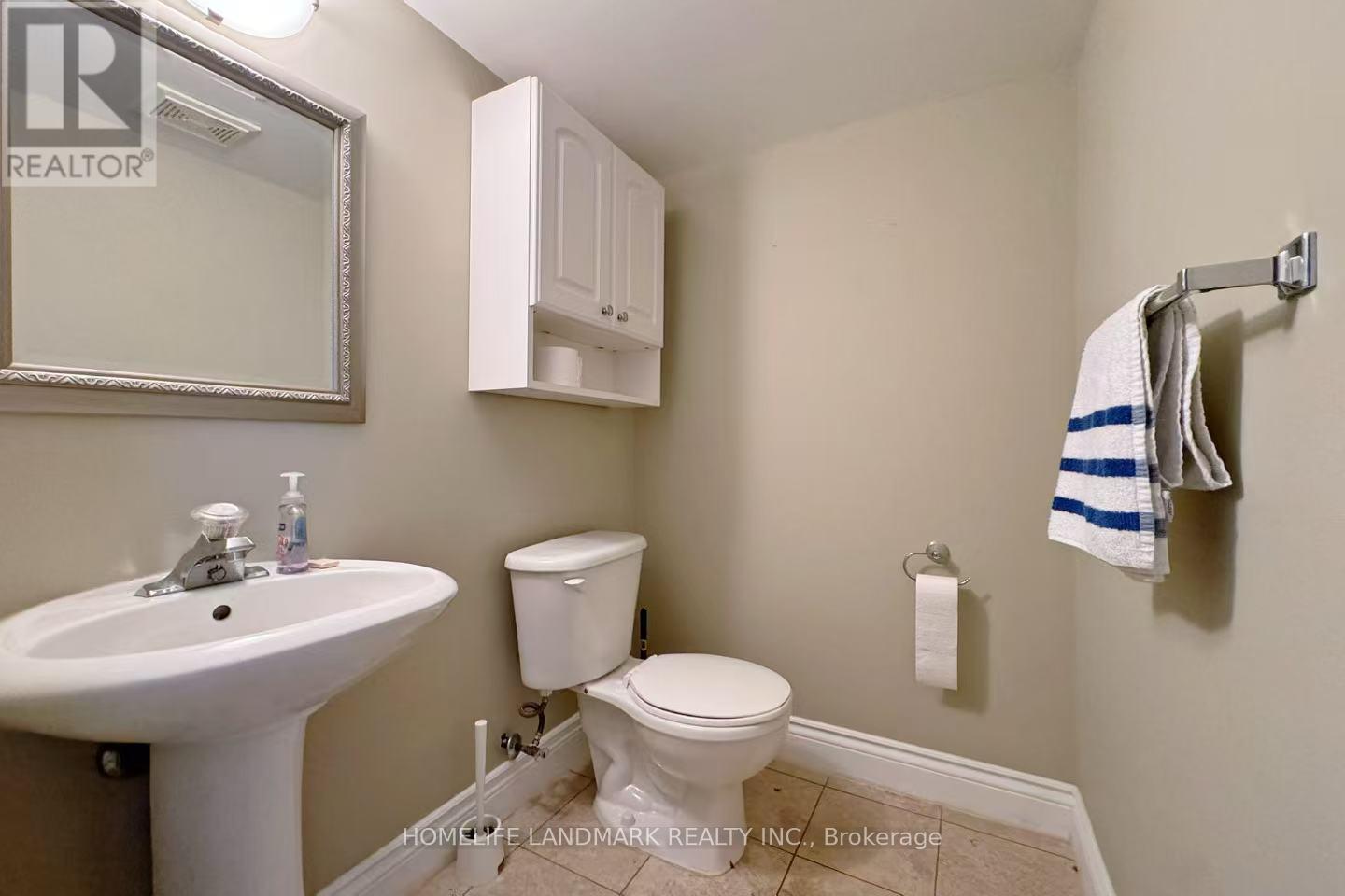 54 Bluewater Court, Toronto, Ontario  M8V 4A9 - Photo 21 - W12481005