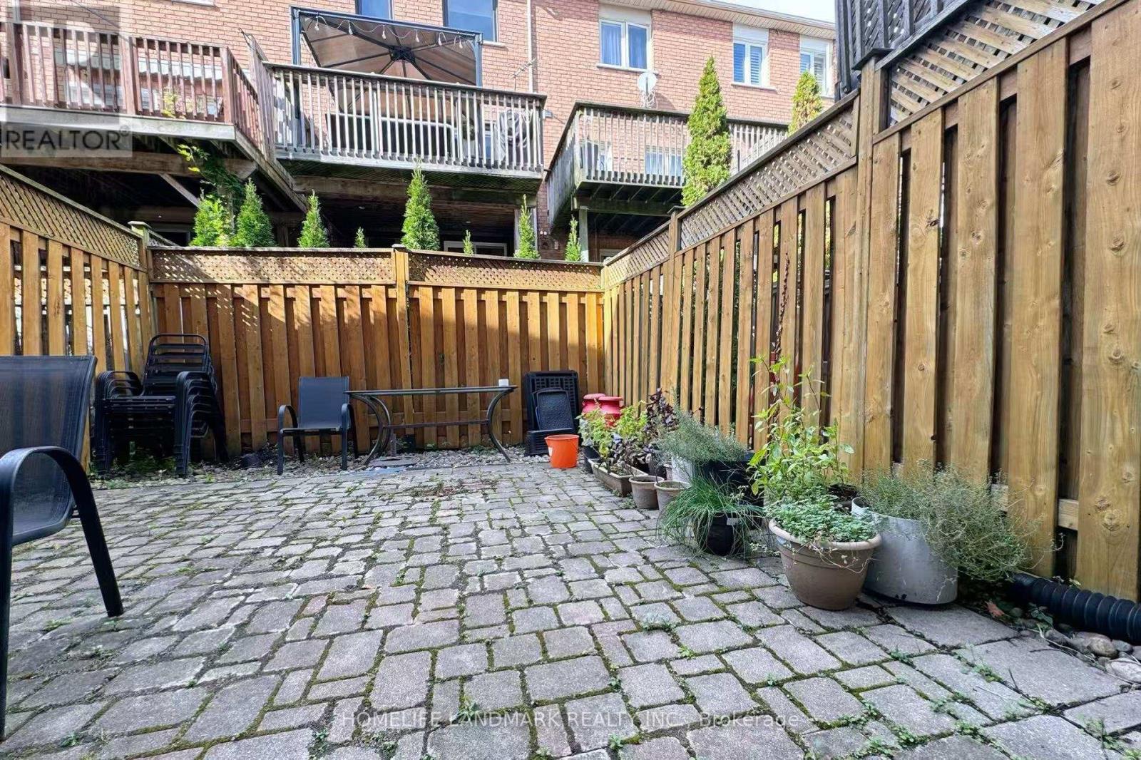 54 Bluewater Court, Toronto, Ontario  M8V 4A9 - Photo 24 - W12481005