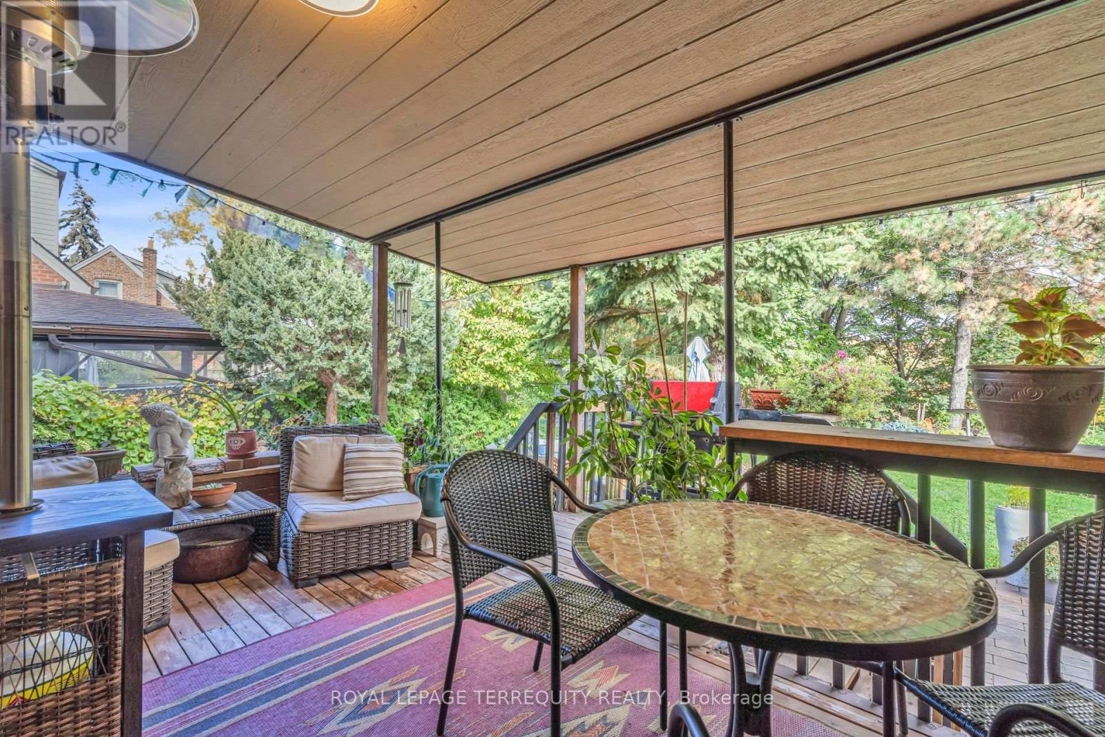 61 Parkchester Road, Toronto, Ontario  M6M 2S1 - Photo 32 - W12481019