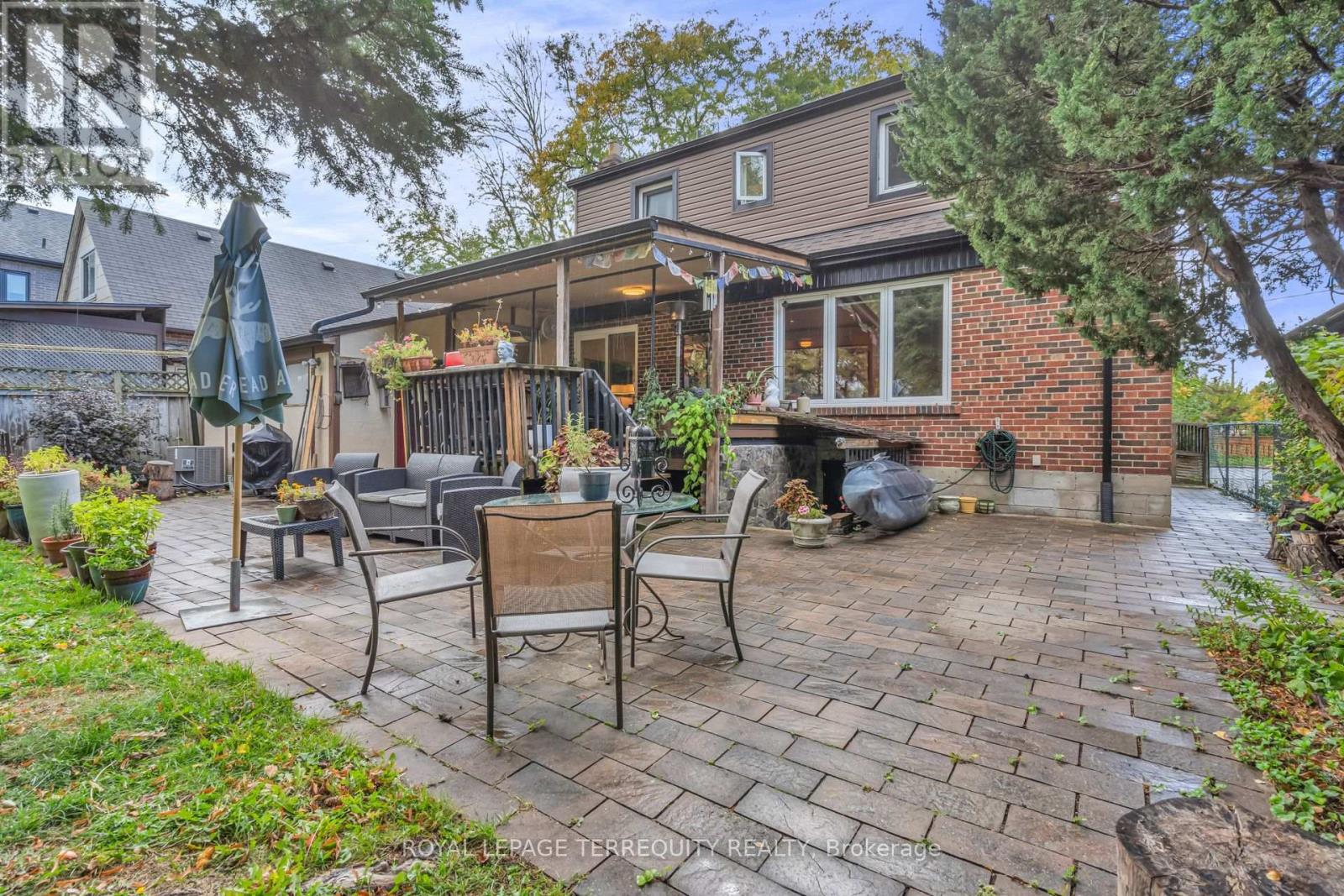 61 Parkchester Road, Toronto, Ontario  M6M 2S1 - Photo 33 - W12481019