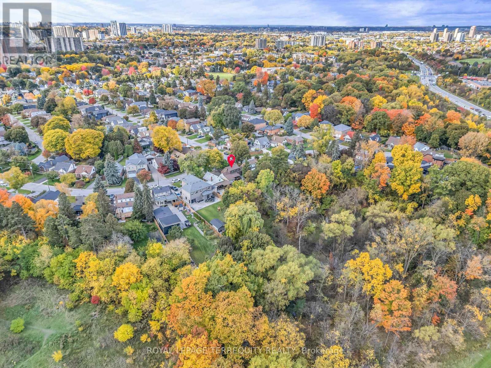 61 Parkchester Road, Toronto, Ontario  M6M 2S1 - Photo 38 - W12481019