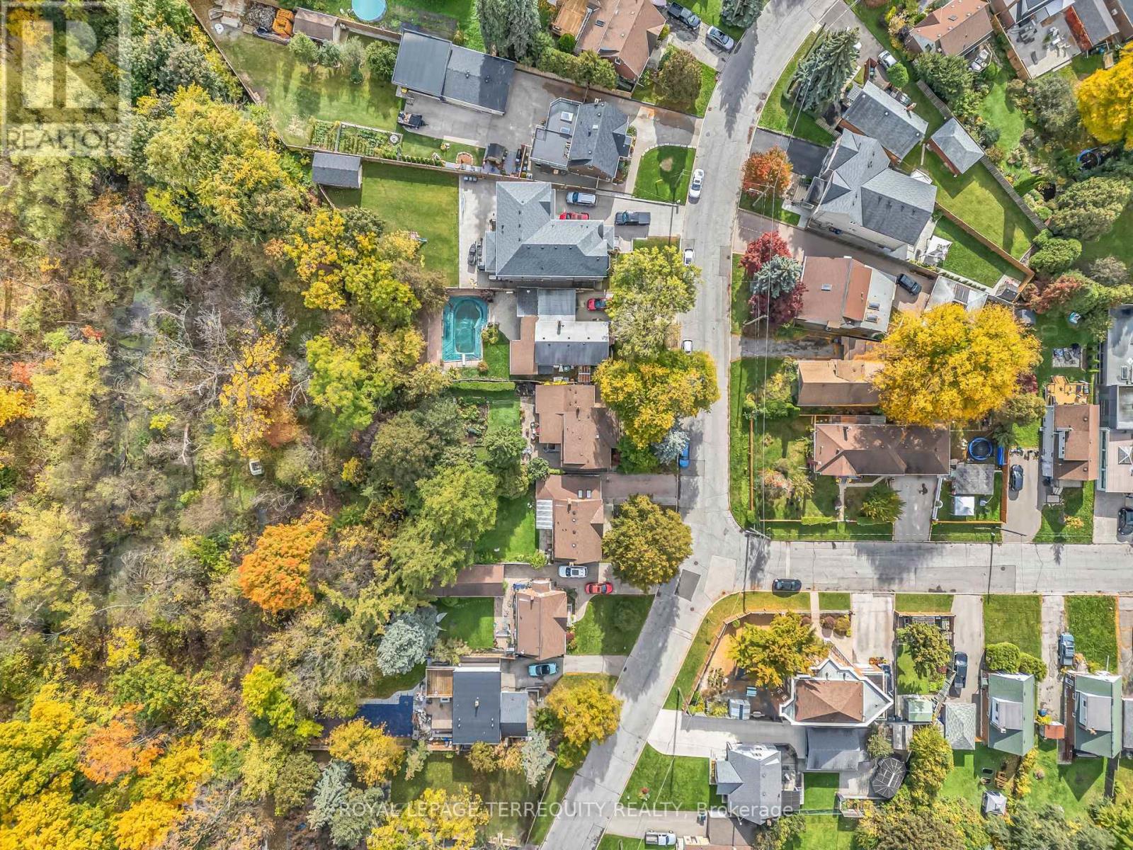 61 Parkchester Road, Toronto, Ontario  M6M 2S1 - Photo 40 - W12481019