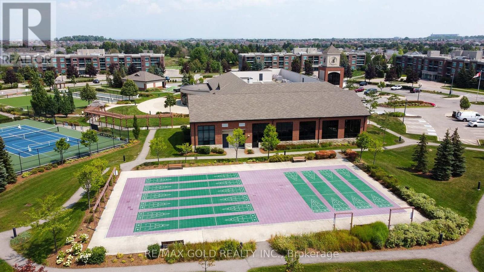 53 Muzzo Drive, Brampton, Ontario  L6R 3W9 - Photo 40 - W12481031