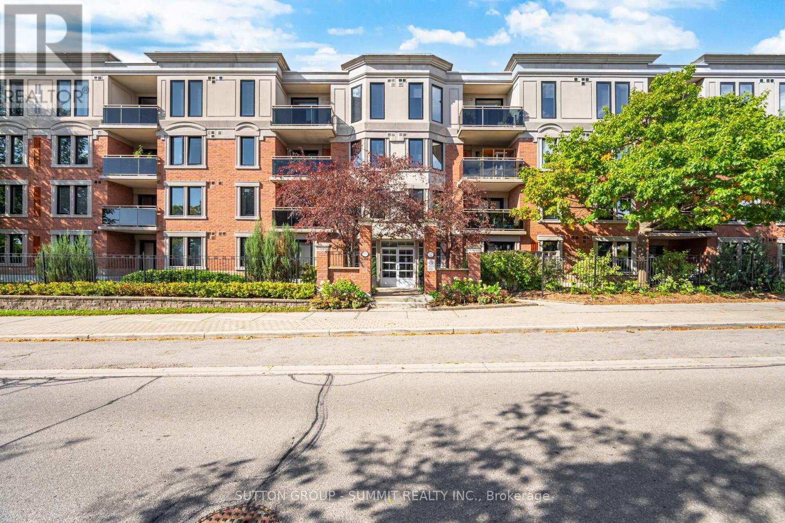 207 - 2300 PARKHAVEN BOULEVARD, Oakville, Ontario